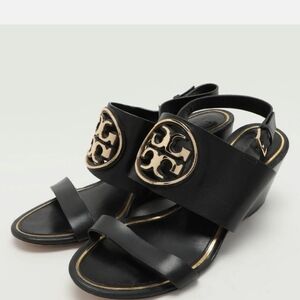 Tory Burch Black and Gold Sandals.Size9.New Condition.